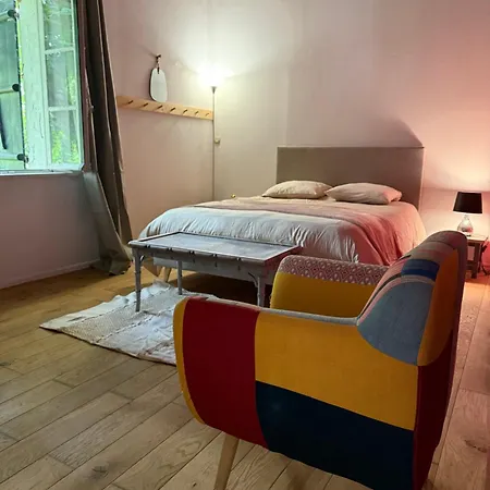 La Longere Au Fil Des Saisons * Favières